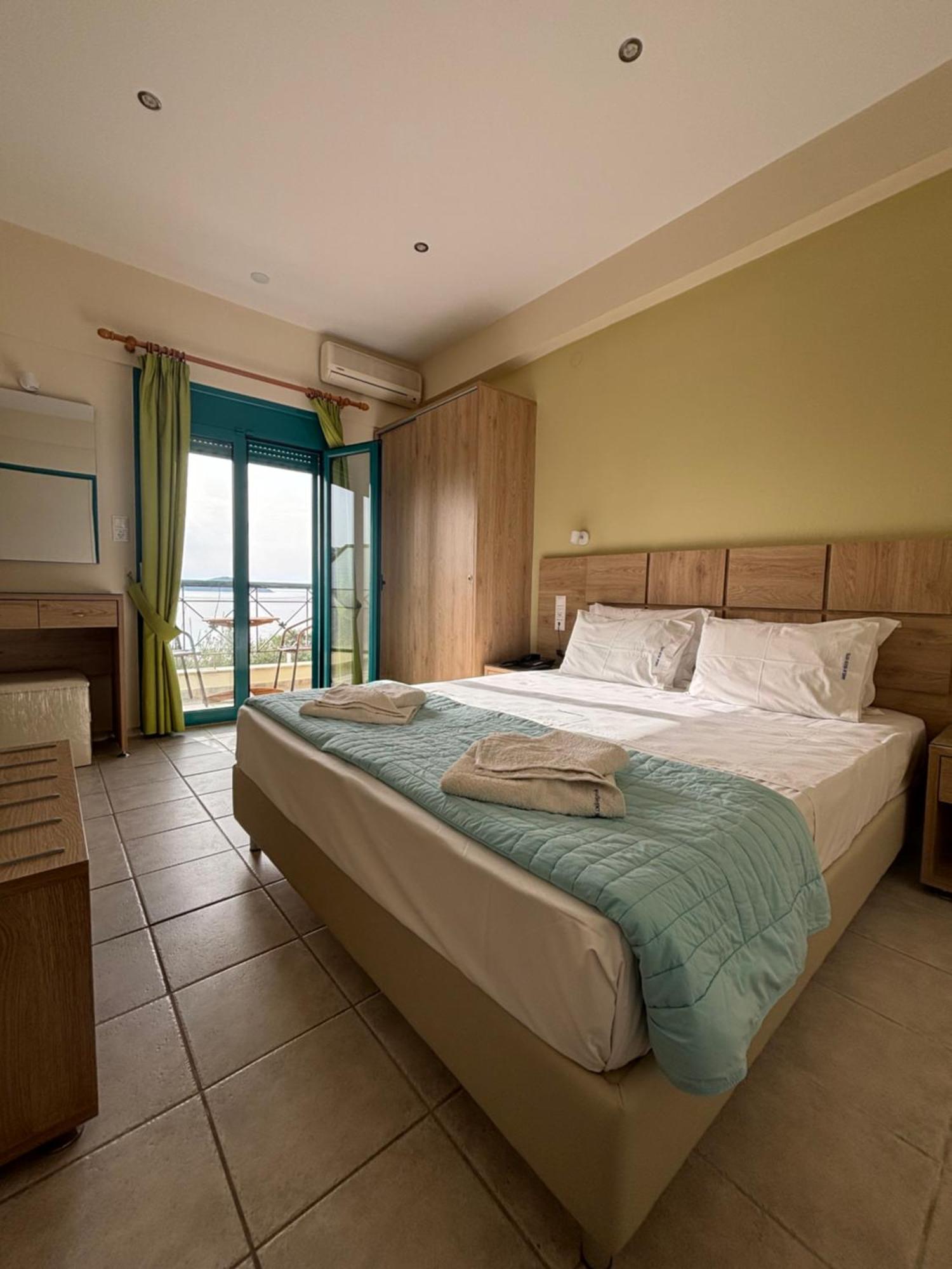 Angeliki Beach Hotel 메갈리 아모스 외부 사진