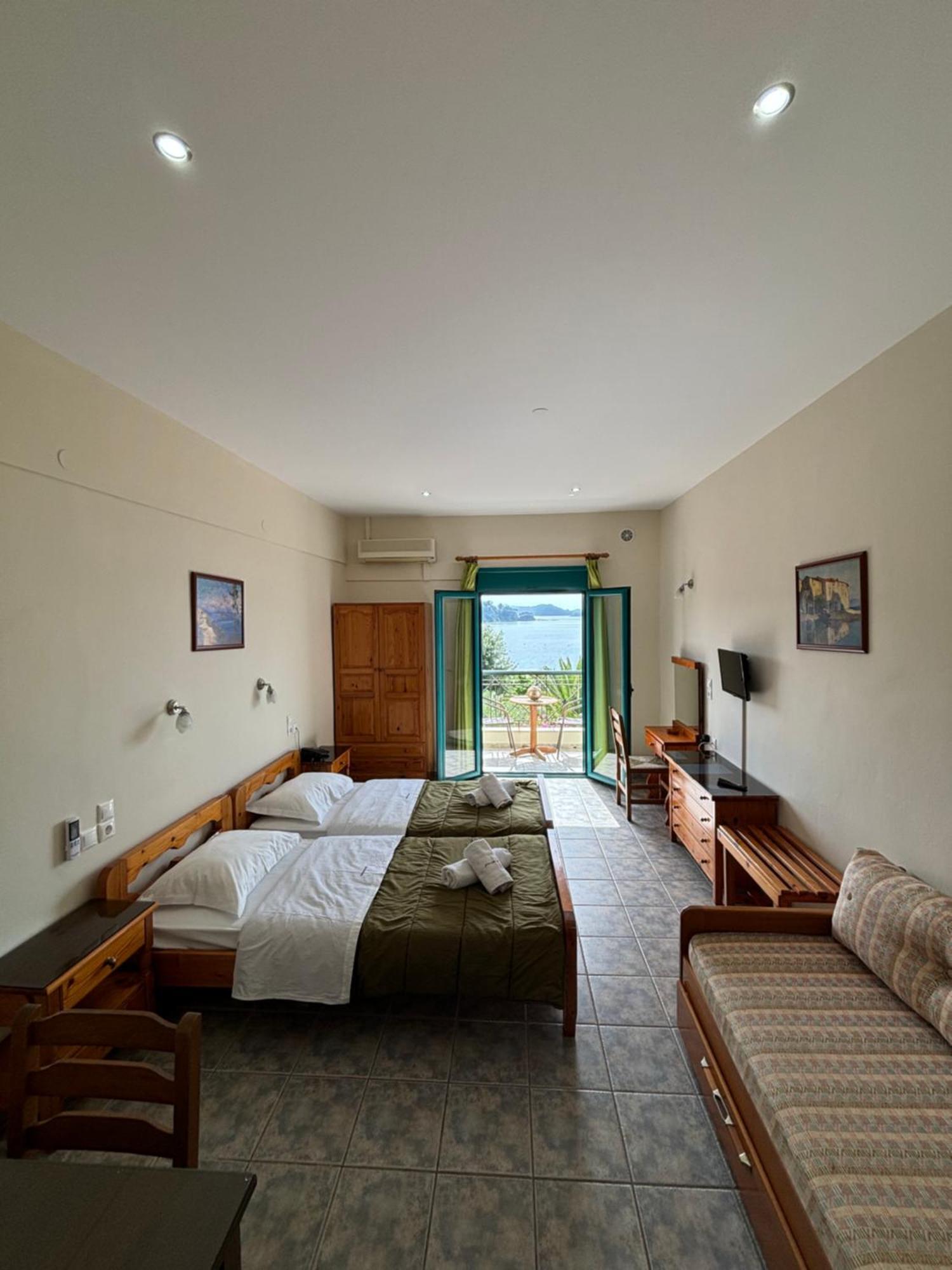 Angeliki Beach Hotel 메갈리 아모스 외부 사진