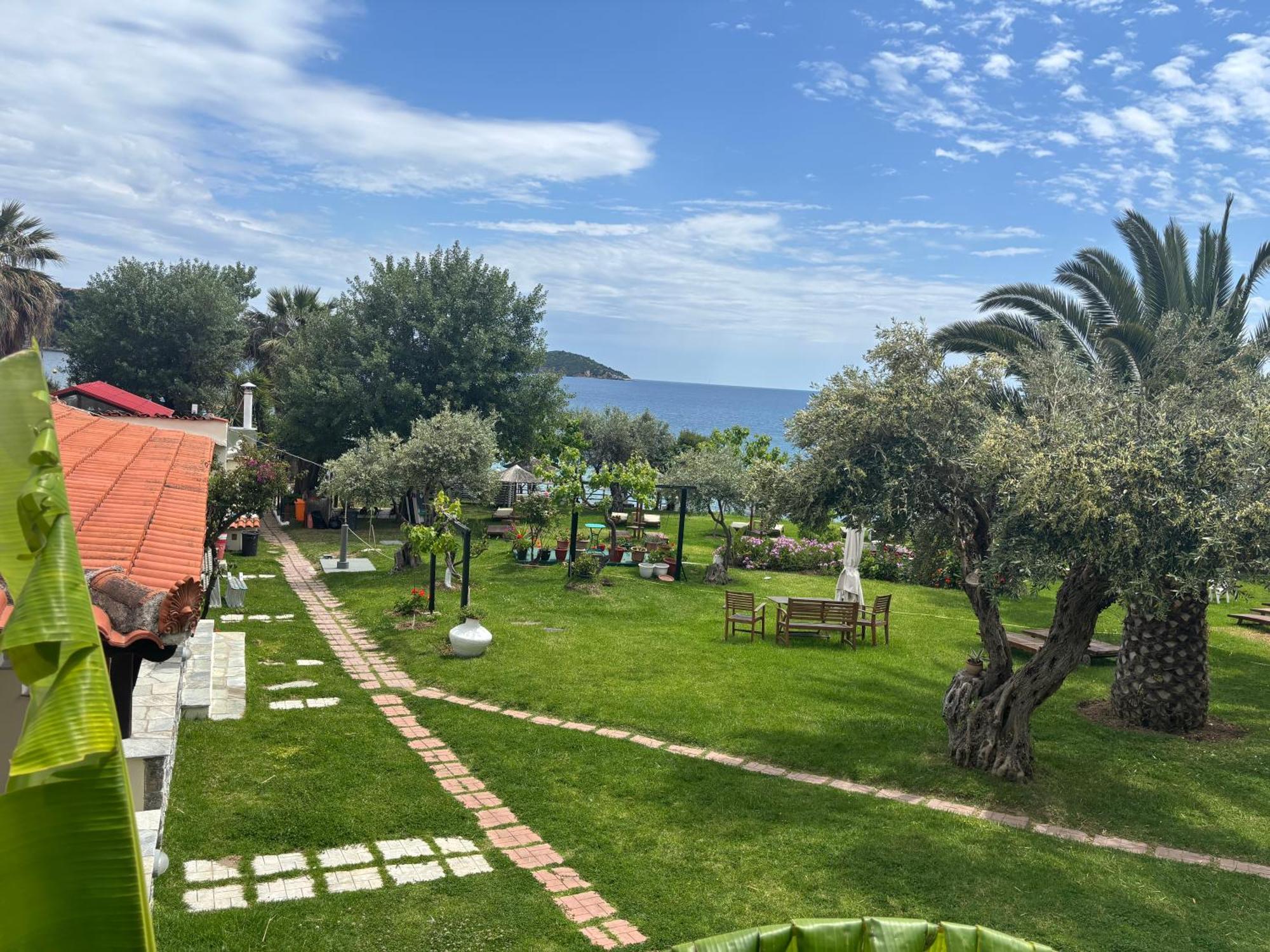 Angeliki Beach Hotel 메갈리 아모스 외부 사진