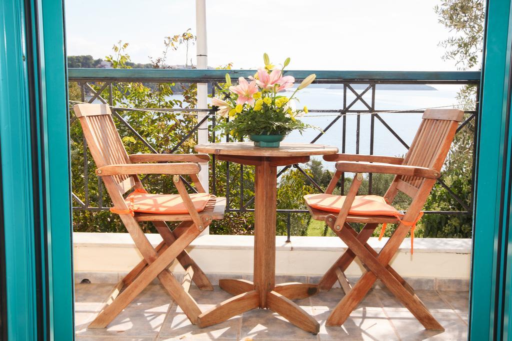 Angeliki Beach Hotel 메갈리 아모스 외부 사진
